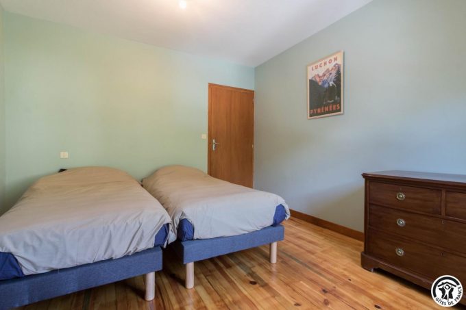 31G101783-c4fd25b90e874601bec159d41639647a