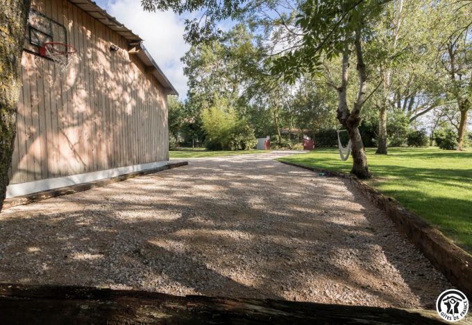 31G101785-5d14ba4264684332bb176636aa127e9f