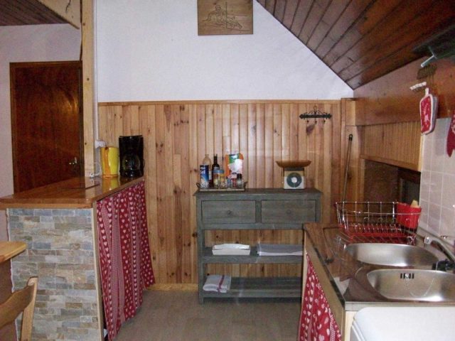 31G114002-1775a04943b44e60a2468d7c5ec91ff1