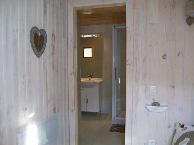 31G114002-74482479a8414ad0b64b8ebcee10c908