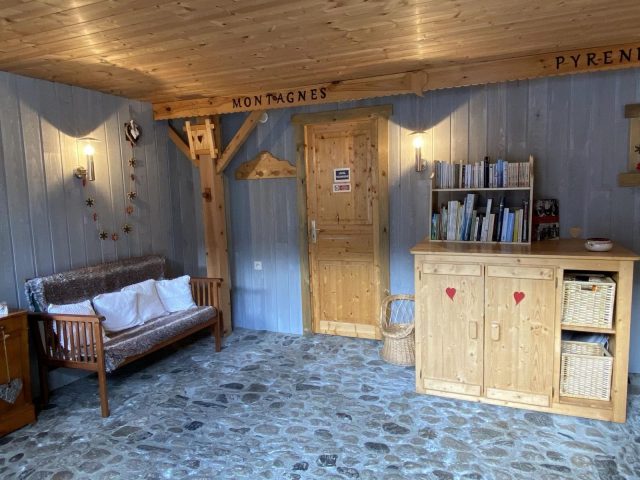 31G114002-e0560f5d551243e5ad135ab434d42bd8