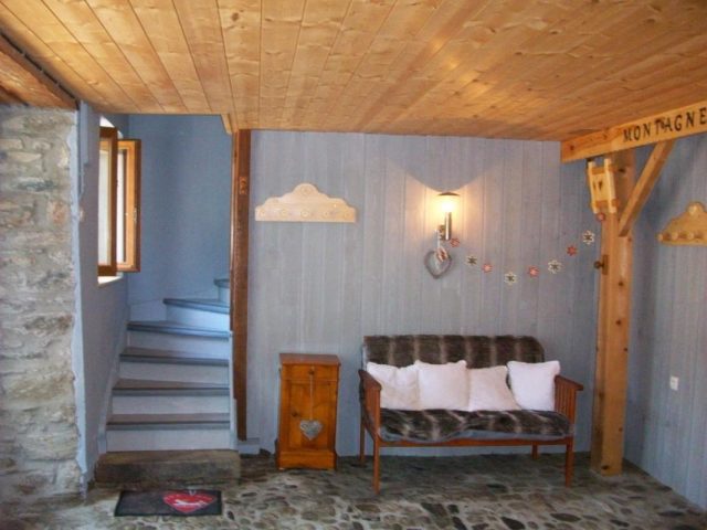 31G114002-f91f3fa8b1fa41cc9d95f97b62014dfc