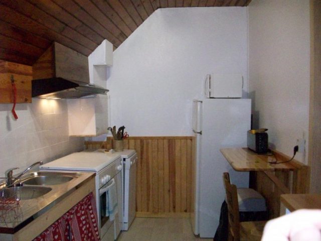 31G114002-fb571ceef32c42a78c547e0fce6d0693