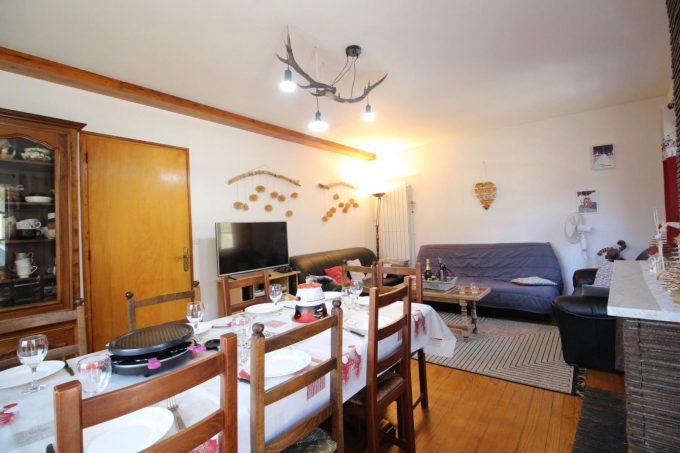 31G145014-3fe2cf2fa2bc49fb91f357f2f9814195