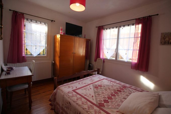 31G145014-b5610ebb7e764b9dbd6b7faa2f4ee737