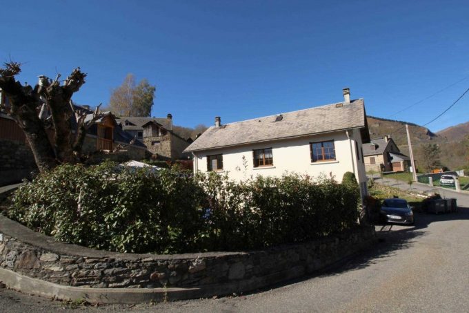 31G145014-df96f1d240e04f5fba378987cb6693fd