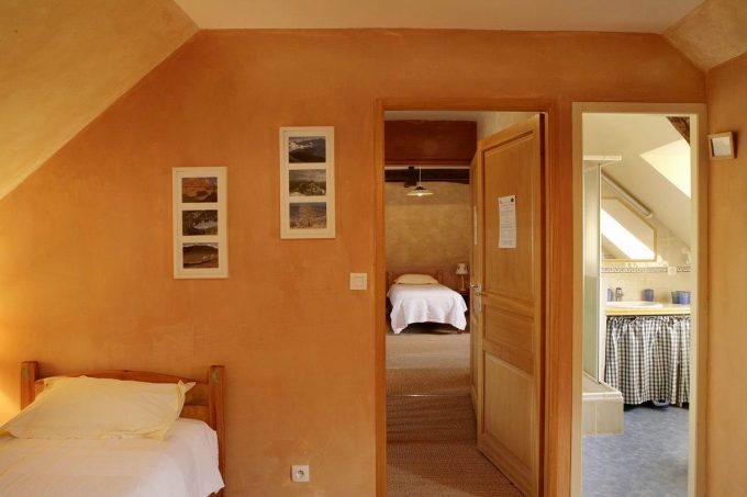 31G300454-a4ef7b04ff49482cb11c7babdaafdf4e