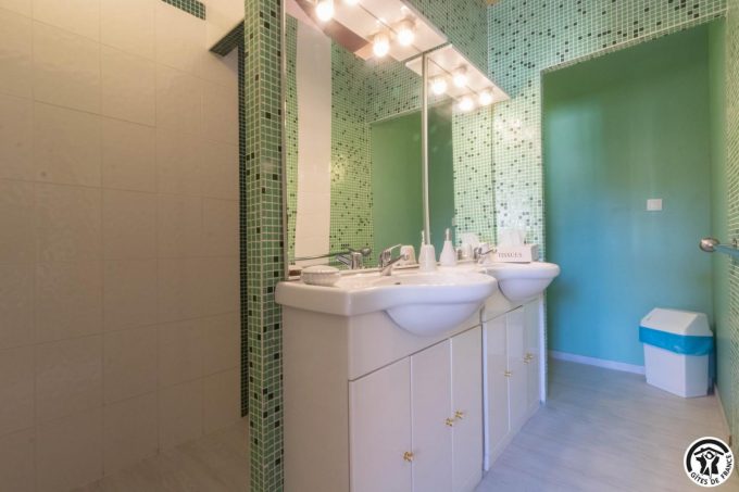 31G301028-05f9af70d0b14b74905afdb66f1f60d0