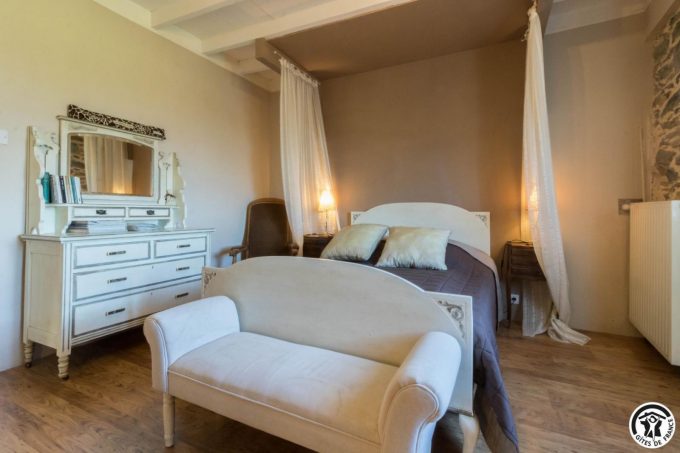 31G301028-c2b8ac772bf04b01aa4c6487e92ee00f