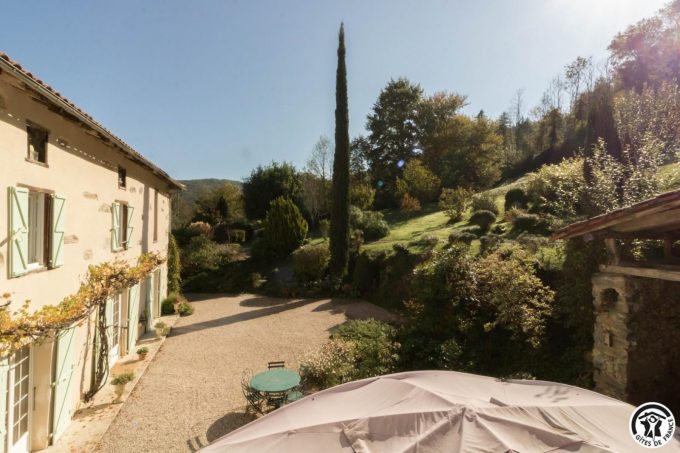 31G301028-c82a56afdfa64ac58d910fa9fa74d246