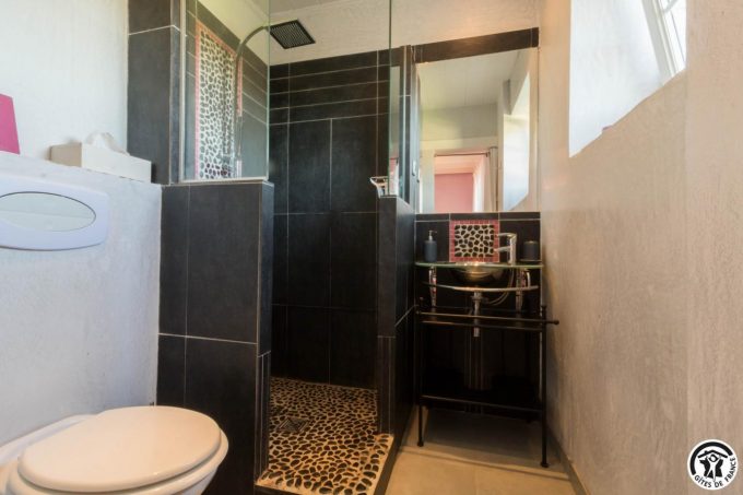 31G301028-cff585ec083649af84be212f2d7a9938