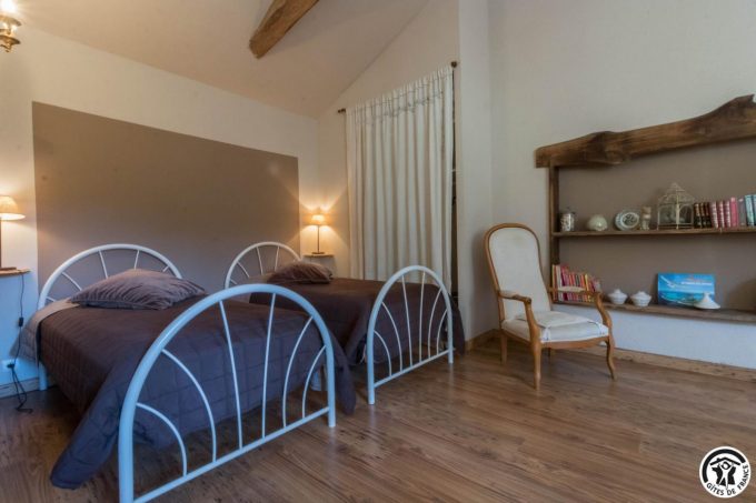 31G301028-d15959fee6d44ed886a0d9b0d8955280