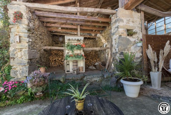 31G301028-edfab382082f4ac7a3b8d8cdab4df1ff