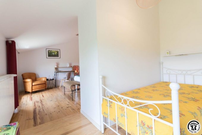 31G301569-80d0d79b875d4cc09517e31b77454170