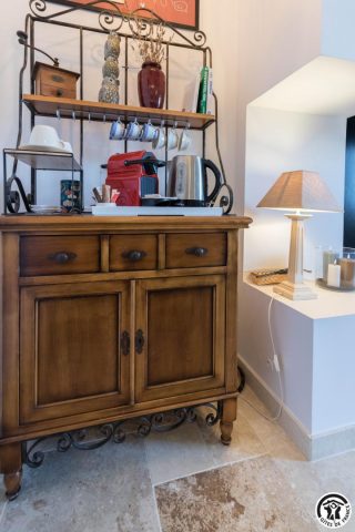 31G301569-cb287f020f984ae49dfd7636bbdbaaad