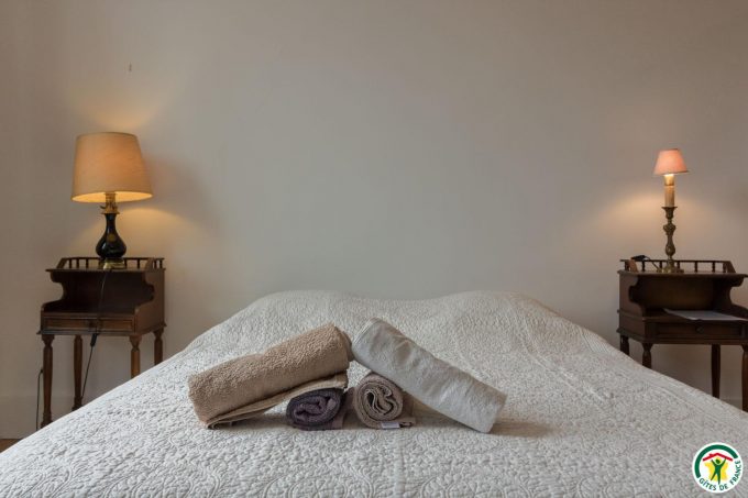 31G301577-643d736004824ab2b3f6796e4d283b9c