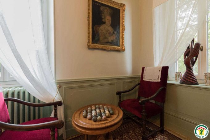 31G301577-ec9adfd20e894e6d8e20381e4da26b12