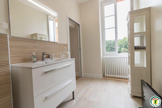 31G301577-ed3dd20fdecc443a87835f8b0cfafaa8