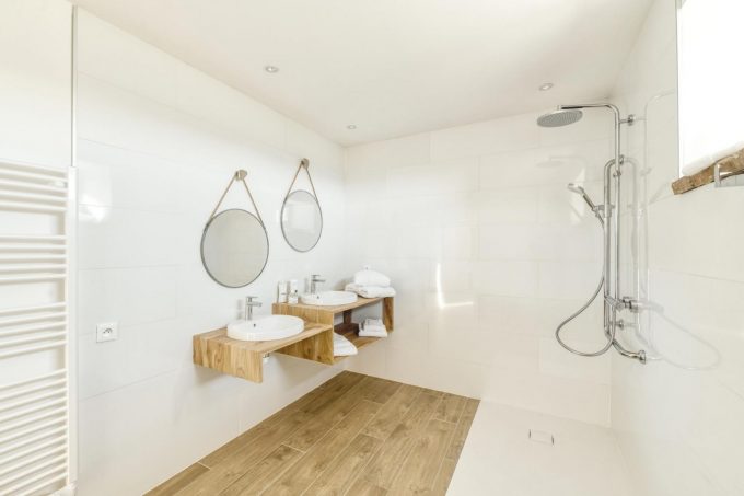 31G301623-3323f45a148b478fbcb8474d75ee8a4a