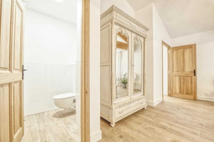 31G301623-60723905defa404faf08185533959464