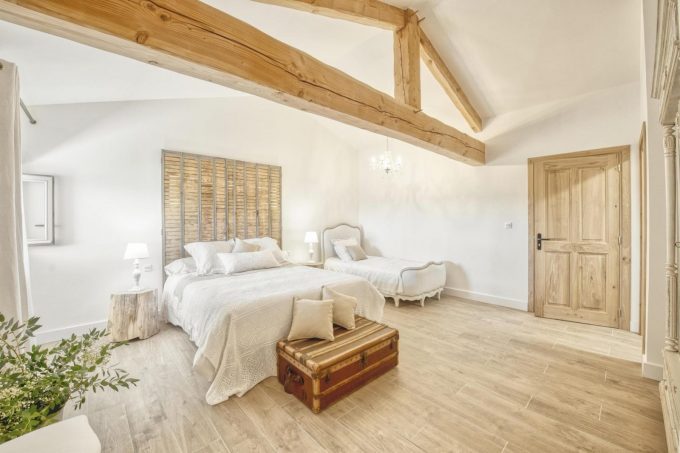 31G301623-9ba6063ba84a4ec983ad3c20d064179d