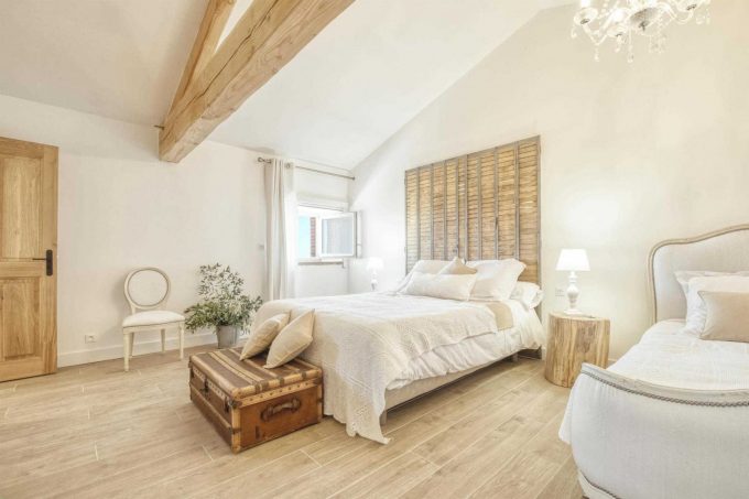 31G301623-b3a32840642e4ba49df6521bcd6cb05b