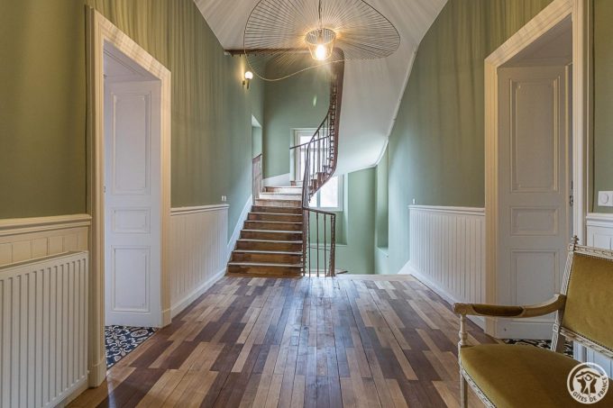 31G301670-545ae95bffb944fa8cd2f0cc49e2c464