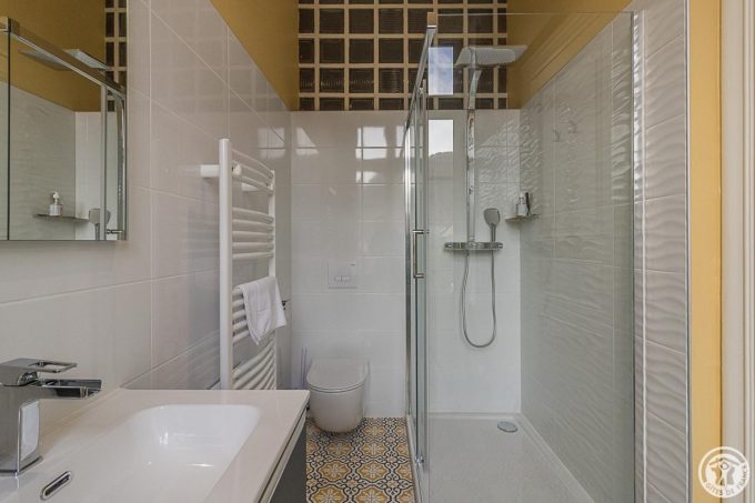 31G301670-bd0761135cb24c5c9ad57cacfe4b134c