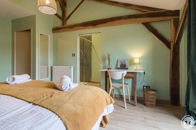 31G301726-35c2885393c14e64acddac7ef5a6764e