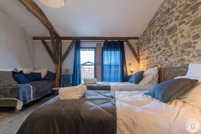 31G301726-951198a12ae448dd9c90acc0cb96f8aa