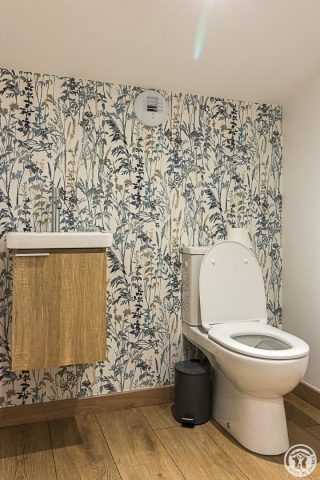 31G301726-b0cdf921568445cf93f53926463cf5b7