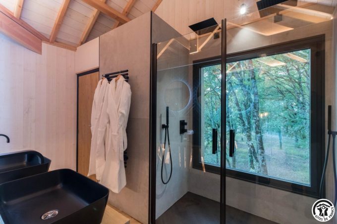 31G301727-75710b4f75e64f96bfc6f8e7c6976cf3