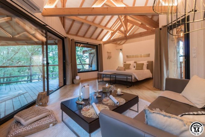 31G301727-8211d100bc154a8081c5bfd855504358