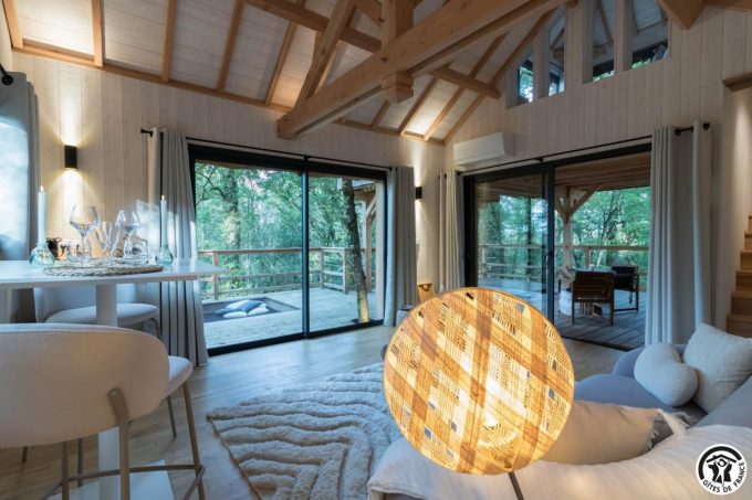 31G301727-eca1fcc5f132432f97798a0c42787903