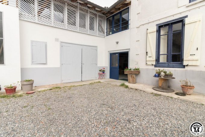 31G301753-12440dc5bc05495b90e594d0051bf578