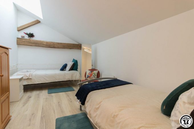 31G301753-3cc98fee3f10487ca8933a5ca93bba8c