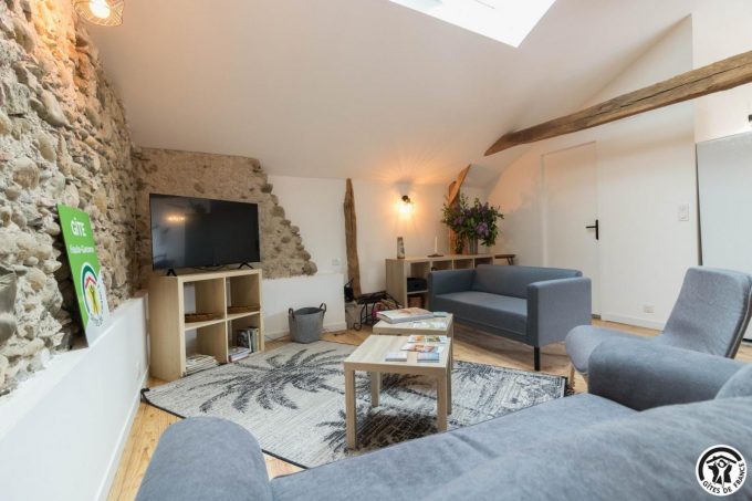 31G301753-d176aad6eb2e4b60a11a9edab6b553ba