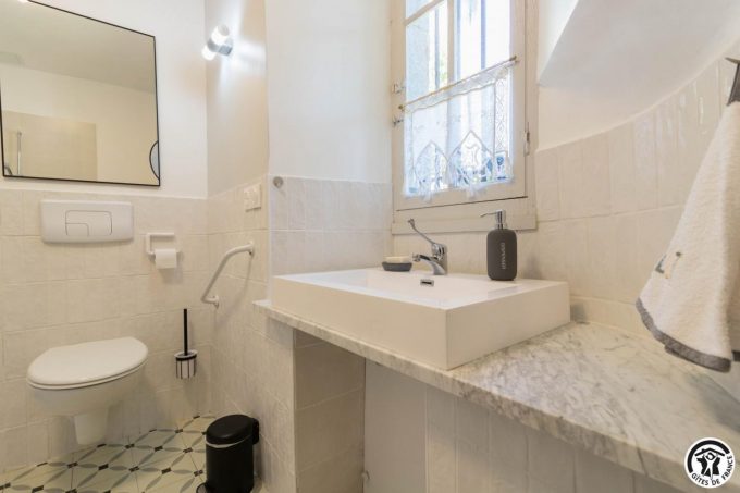 31G301771-ccf382d74ad54cd1b94d57effee8c5ab