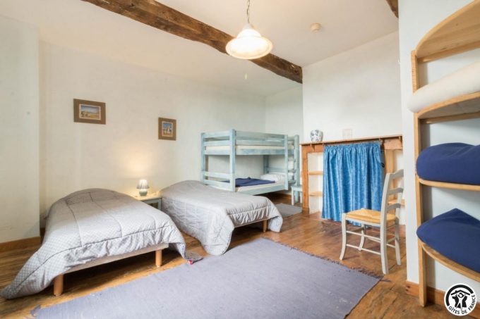 31G400541-26dde9f858004beb9d662cc2f251ab9f