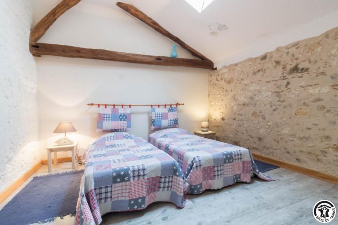 31G400541-55029109c02544c8ab20a7e5aa2b7be1