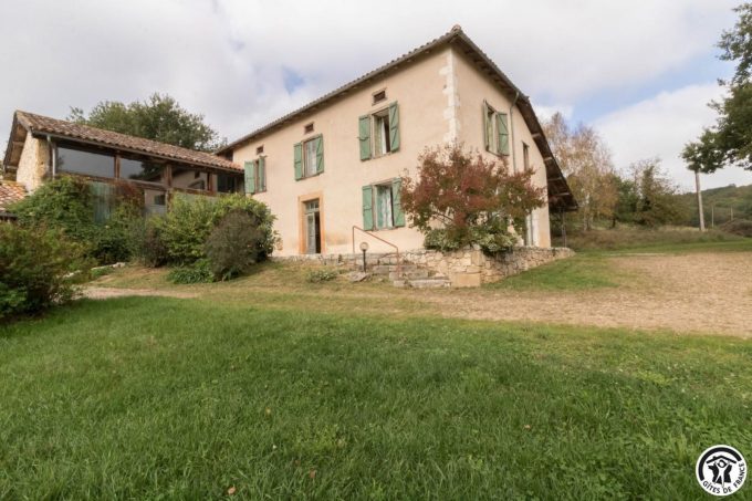 31G400541-990ea24f569142e1884df558e1468982