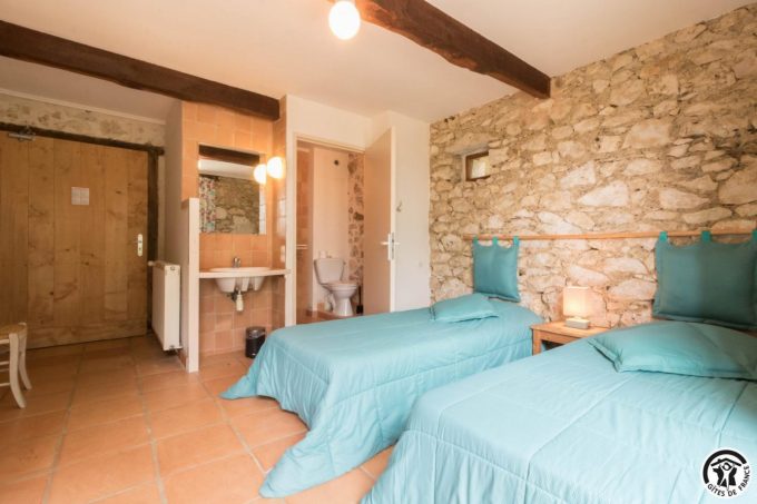 31G400541-efd20069b73f4700987a5db407f0bad5