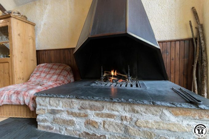 31G400647-0df0ee226d274e728979f9abcca40469