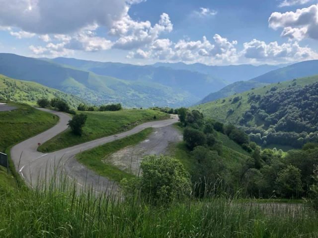 31G400647-f76554ee00a0420ca2eafada8ef28fe5