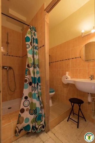 31G400762-eba16fe02aaa44b4986f2c701602d411