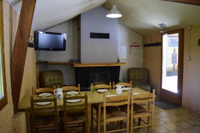 31G400939-55ae28c57a33498e8cb97aeaba1b10d2