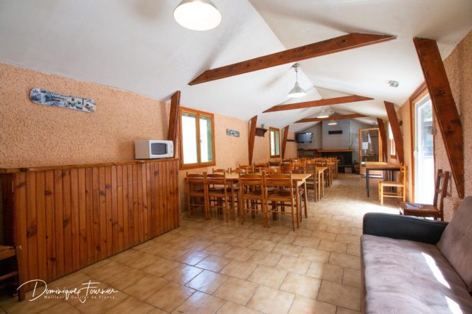 31G400939-e4c59a6911444b93a5eea7c6139134ff