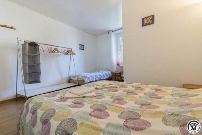 31G400994-22e7a3523ebc4fc7a03af26aaed17f9c