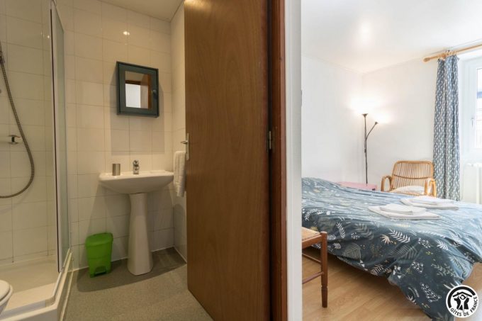 31G400994-3d443876148743f99ac006bea632c7b1