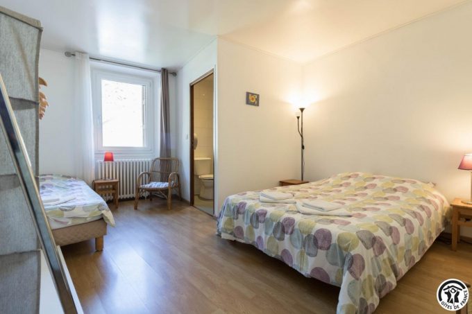 31G400994-f168c6511a1b4ac19b6bb6a45c4daad6